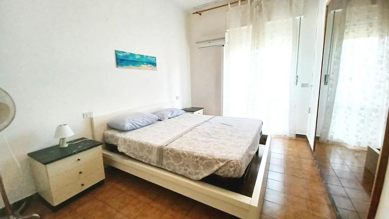 appartamento mare di Luni Mare 0*,  Italia